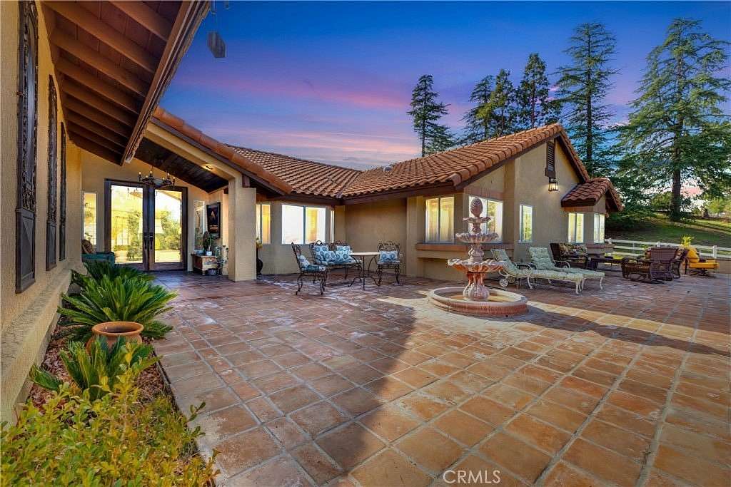 2.1 Acres of Residential Land with Home for Sale in Warner Springs, California