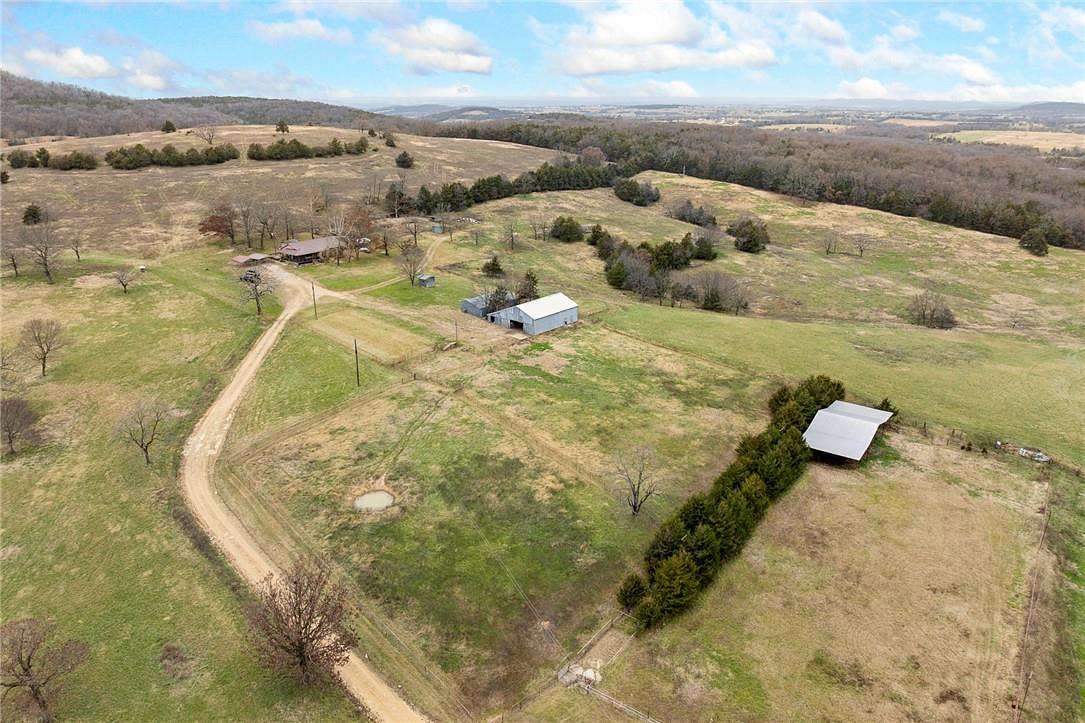 173 Acres of Land with Home for Sale in Berryville, Arkansas