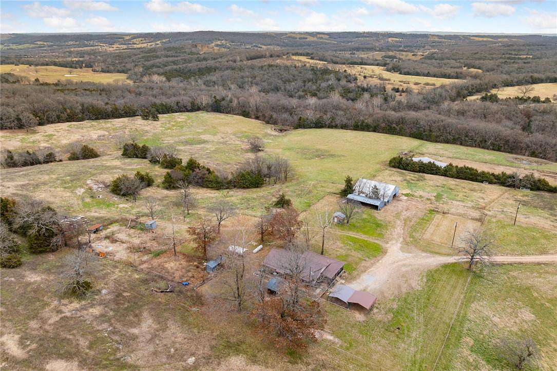 173 Acres of Land with Home for Sale in Berryville, Arkansas