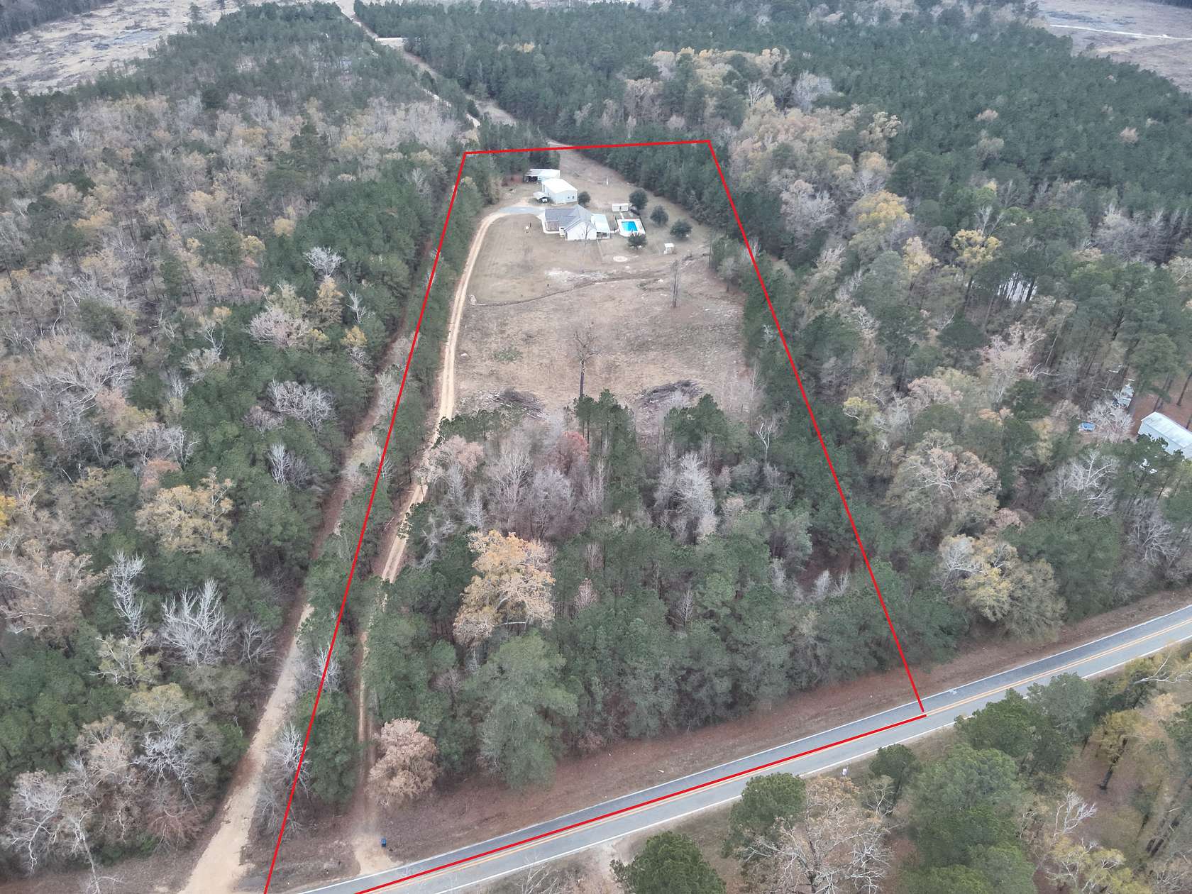 9.44 Acres of Residential Land with Home for Sale in El Dorado, Arkansas