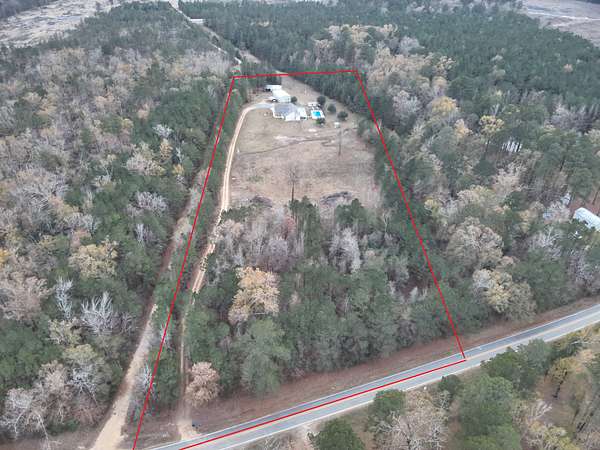 9.44 Acres of Residential Land with Home for Sale in El Dorado, Arkansas