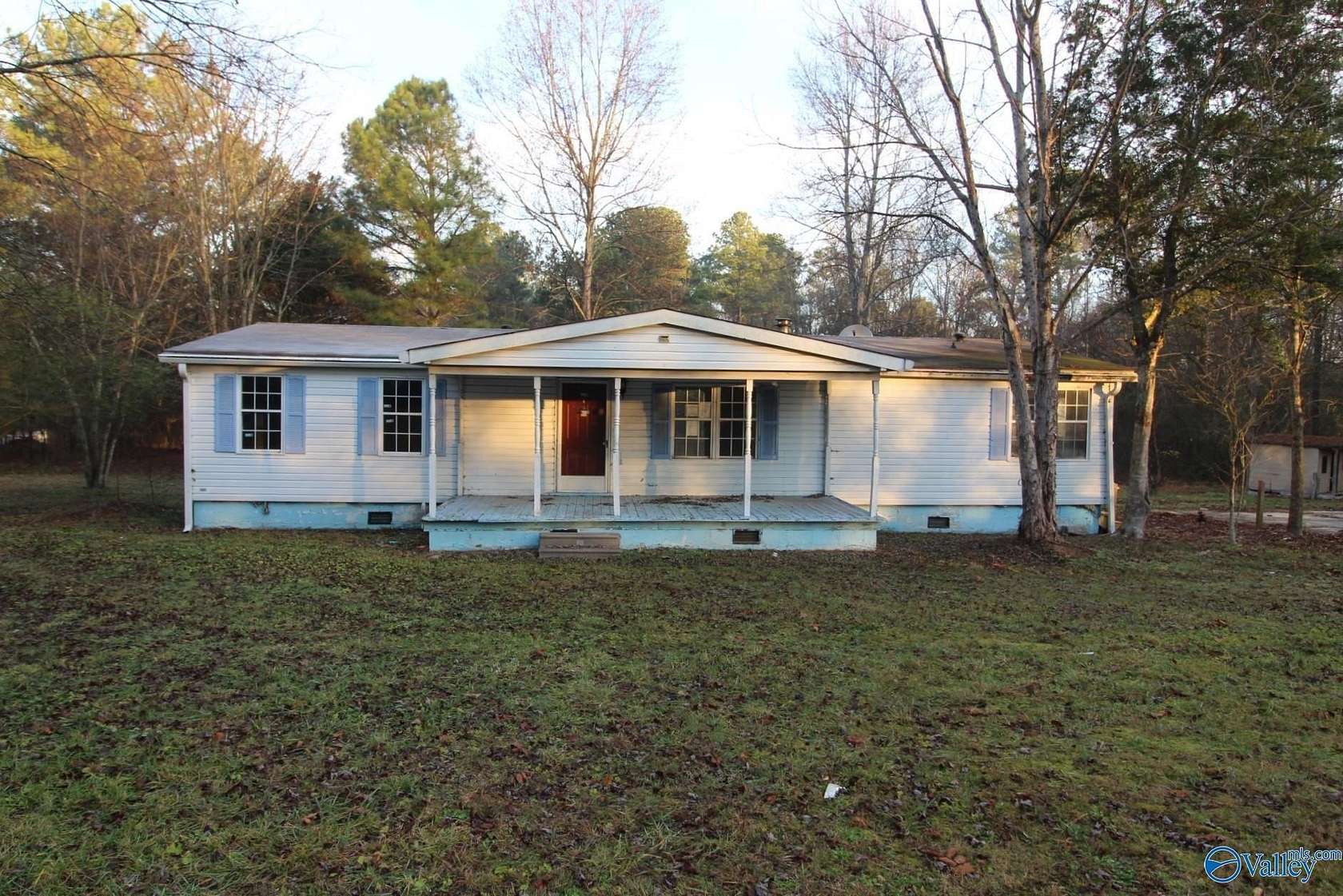 2.15 Acres of Residential Land with Home for Sale in Arab, Alabama