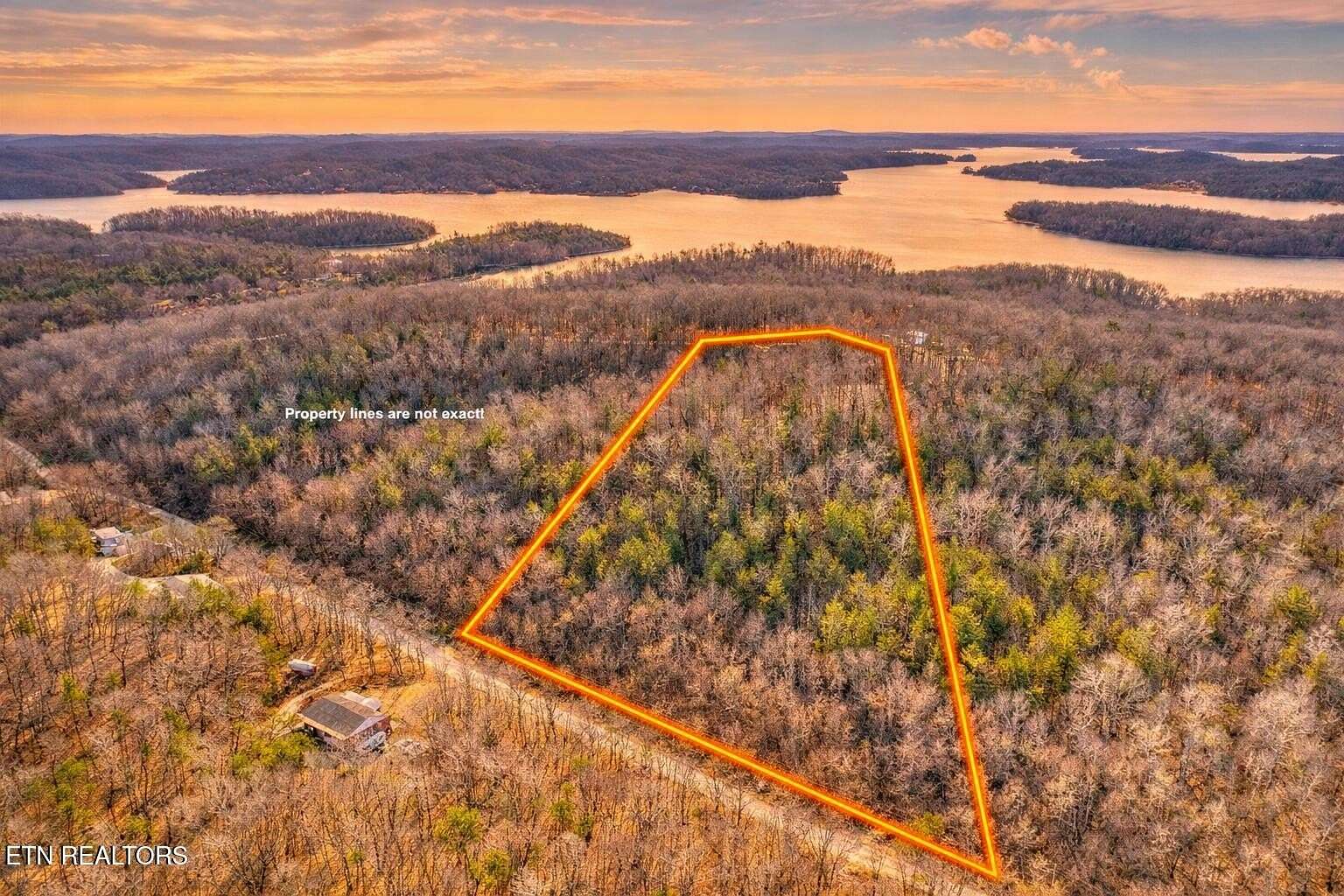 6 Acres of Residential Land for Sale in Rockwood, Tennessee