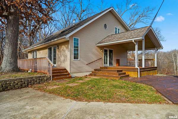 10.6 Acres of Land with Home for Sale in Pekin, Illinois