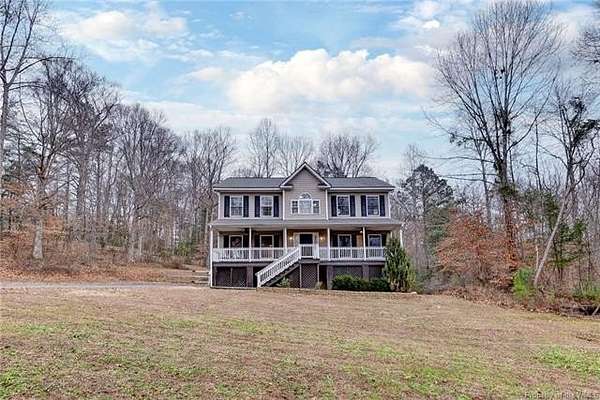 3.64 Acres of Residential Land with Home for Sale in Gloucester, Virginia