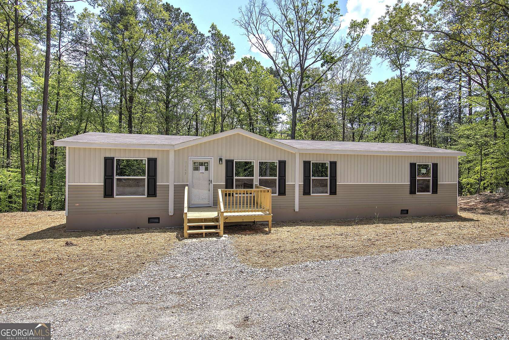 1.5 Acres of Land with Home for Sale in Talking Rock, Georgia
