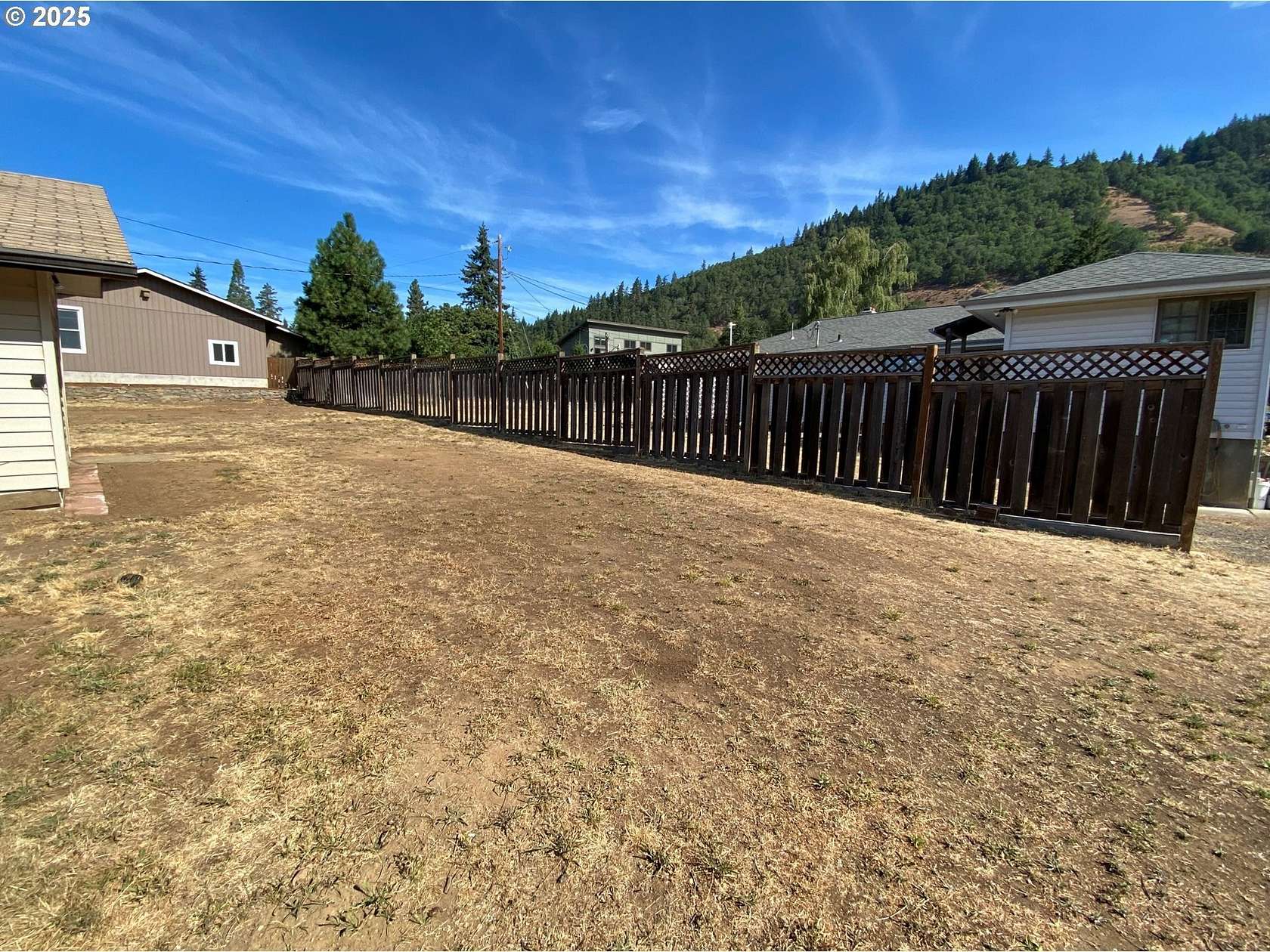0.08 Acres of Residential Land for Sale in White Salmon, Washington