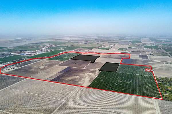 520 Acres of Land for Sale in Lemoore, California