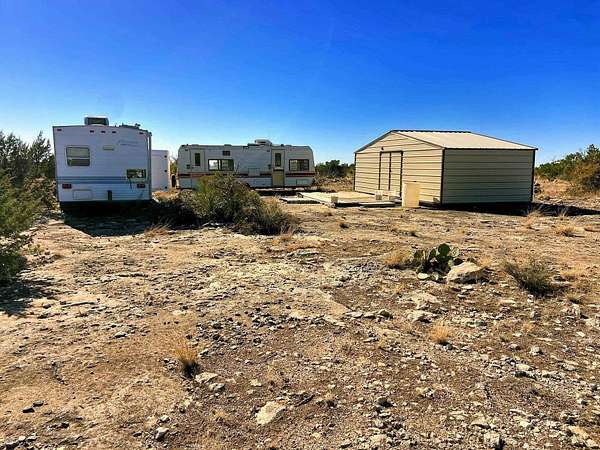 150 Acres of Land for Sale in Comstock, Texas