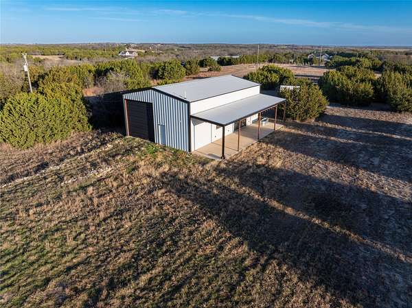 5 Acres of Residential Land for Sale in Rio Vista, Texas