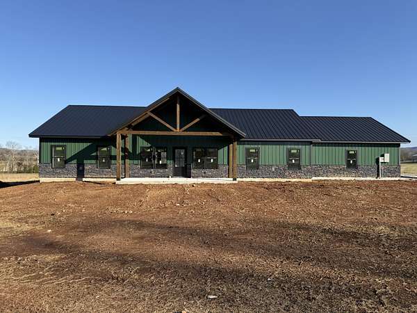 2.5 Acres of Residential Land with Home for Sale in Huntland, Tennessee