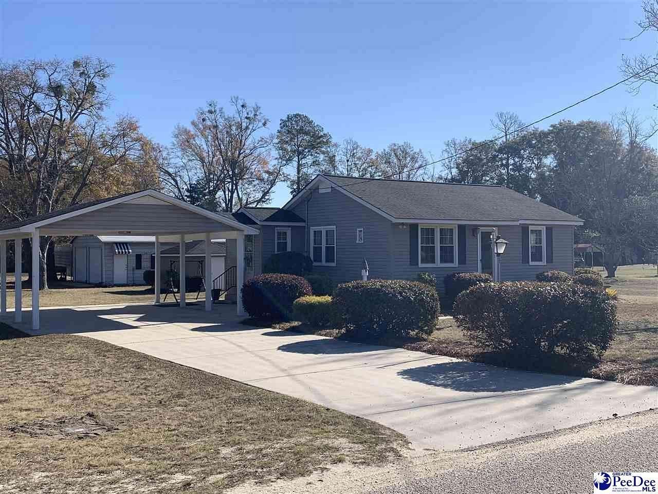 2.5 Acres of Residential Land with Home for Sale in Manning, South Carolina