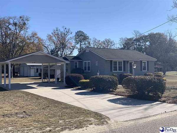 2.5 Acres of Residential Land with Home for Sale in Manning, South Carolina