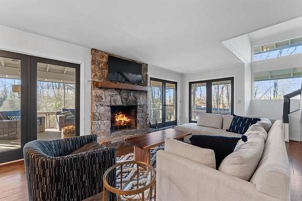 1.73 Acres of Residential Land with Home for Sale in Highlands, North Carolina