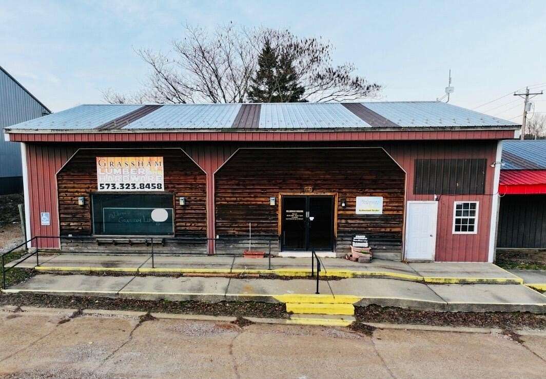 0.75 Acres of Commercial Land for Sale in Van Buren, Missouri