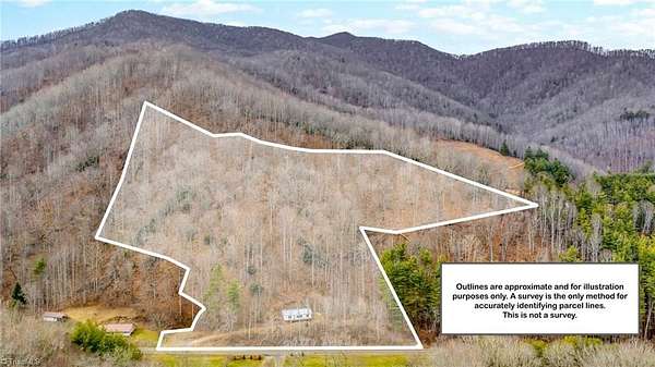 8 Acres of Residential Land with Home for Sale in Jefferson, North Carolina