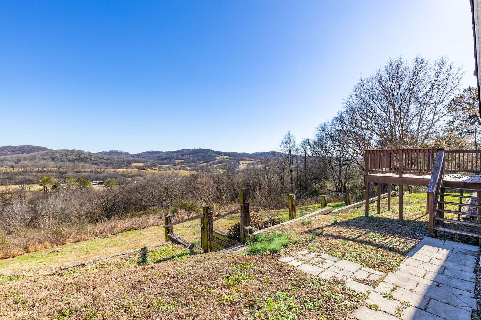 3.53 Acres of Residential Land with Home for Sale in Columbia, Tennessee