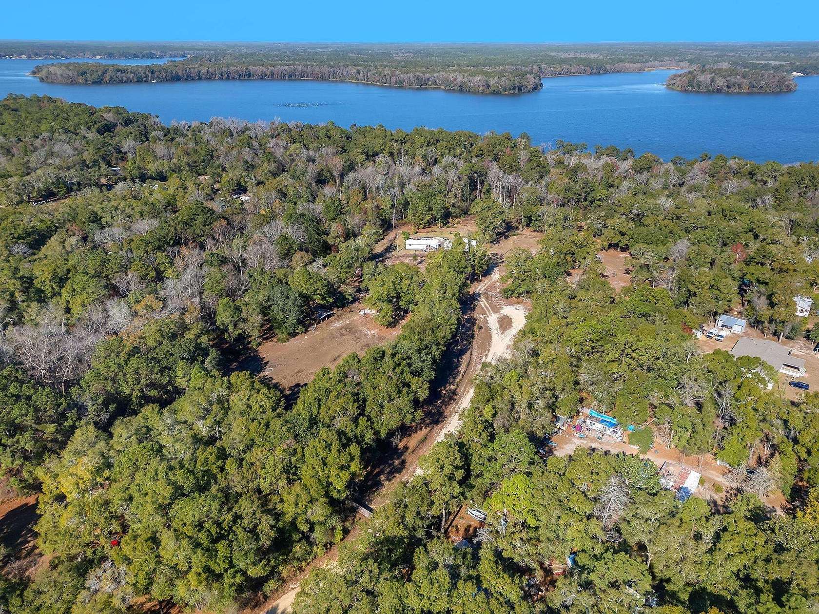 9 Acres of Residential Land with Home for Sale in Tallahassee, Florida