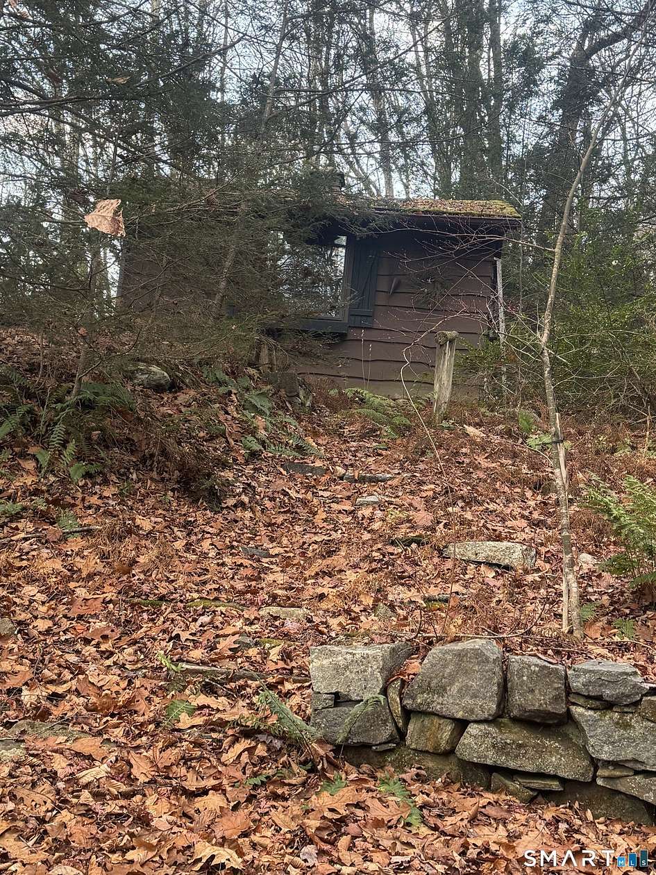 2 Acres of Commercial Land for Sale in Colebrook, Connecticut