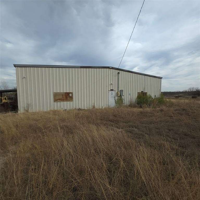 10 Acres of Commercial Land for Sale in Mineral Wells, Texas