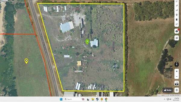 10 Acres of Commercial Land for Sale in Mineral Wells, Texas