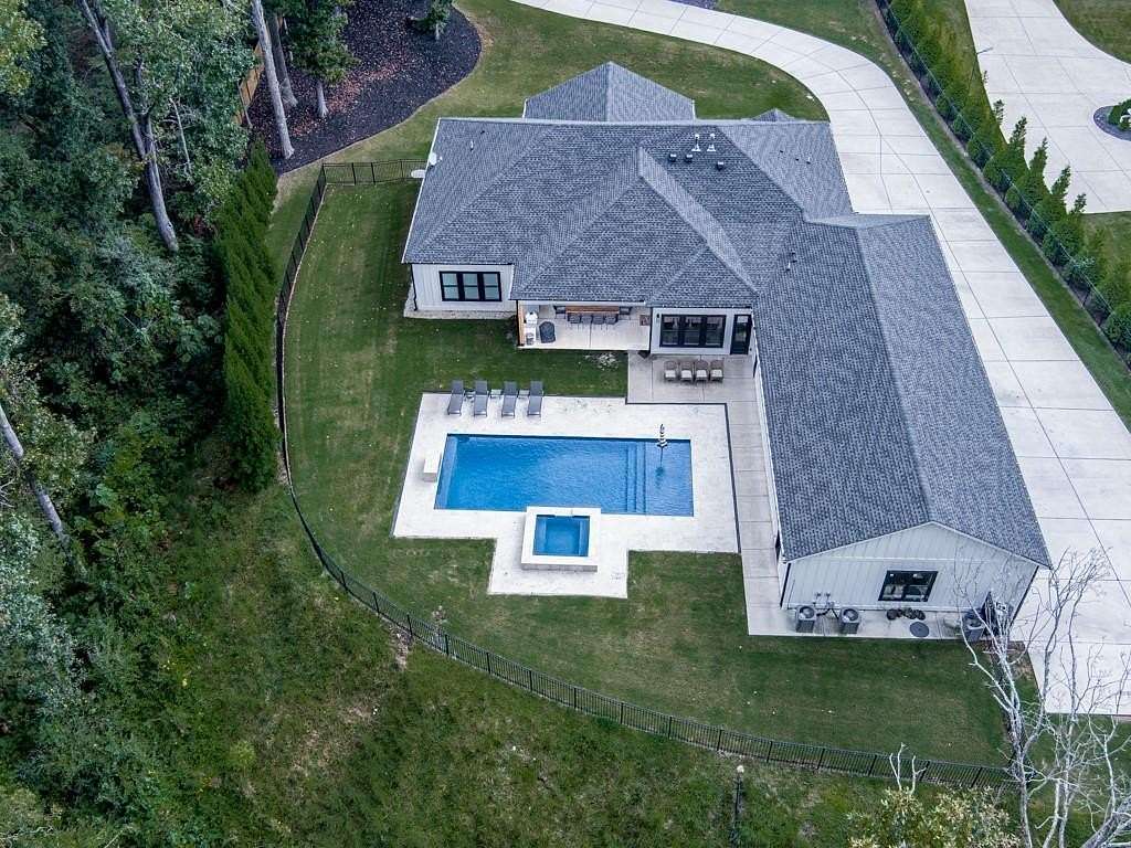 1.6 Acres of Residential Land with Home for Sale in Kennesaw, Georgia