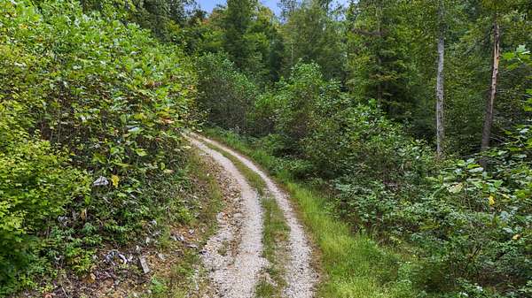 2.87 Acres of Residential Land for Sale in Campton, Kentucky