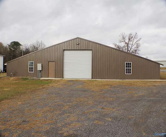 0.89 Acres of Improved Commercial Land for Sale in Arab, Alabama