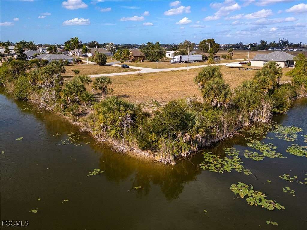 0.28 Acres of Land for Sale in Cape Coral, Florida