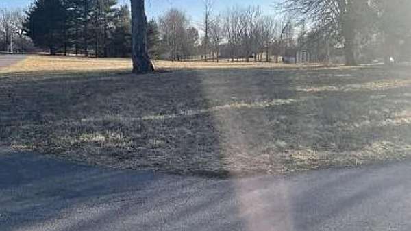 0.9 Acres of Residential Land for Sale in Russell Springs, Kentucky