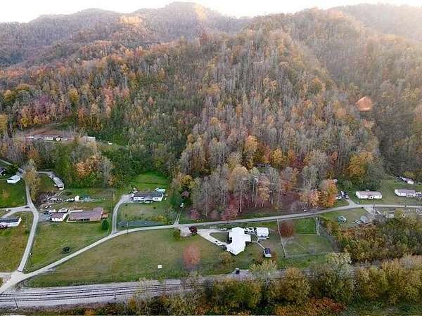 725 Acres of Recreational Land for Sale in Harlan, Kentucky