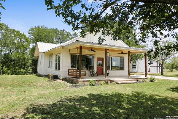 2.6 Acres of Residential Land with Home for Sale in Marion, Texas