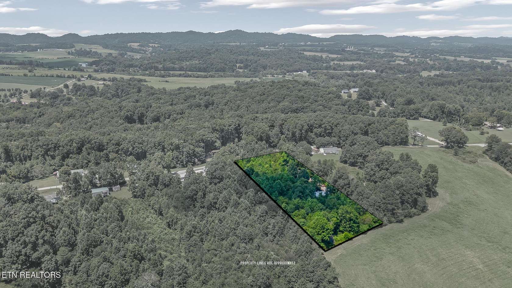 1.23 Acres of Residential Land for Sale in Madisonville, Tennessee