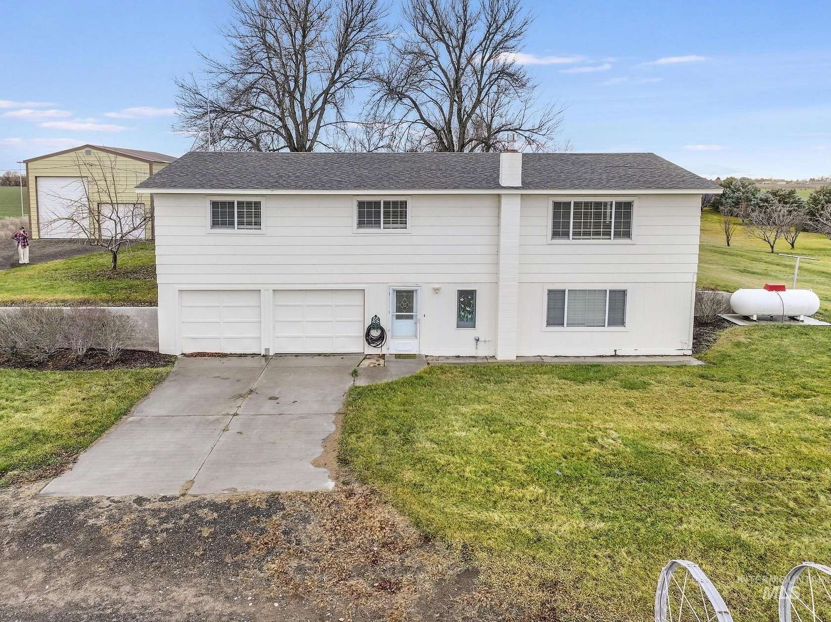 5 Acres of Residential Land with Home for Sale in Gooding, Idaho