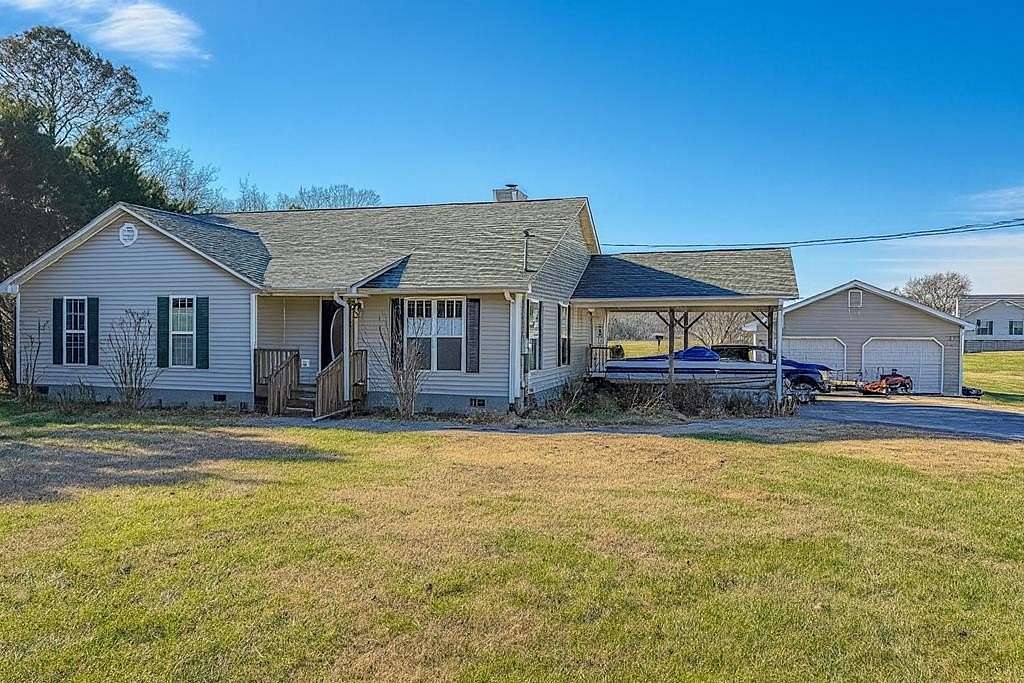 2 Acres of Residential Land with Home for Sale in Cohutta, Georgia