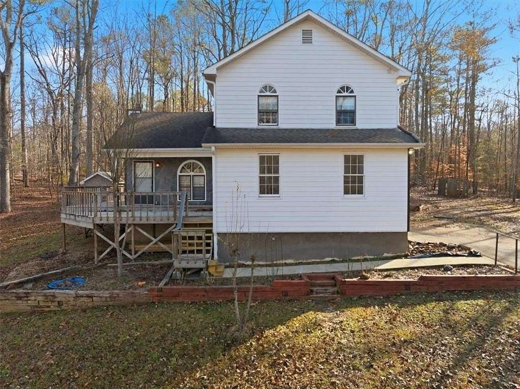 2.4 Acres of Residential Land with Home for Sale in Fayetteville, Georgia