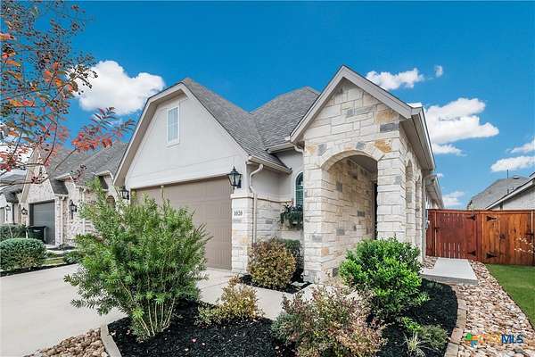 14.8 Acres of Land with Home for Sale in New Braunfels, Texas