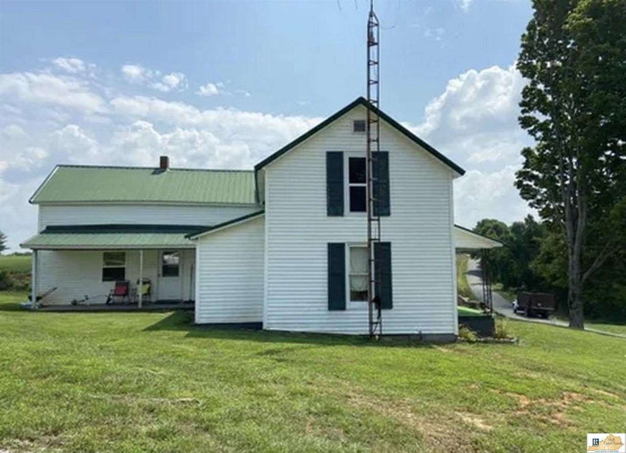 2.19 Acres of Residential Land with Home for Sale in Edmonton, Kentucky