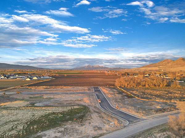 0.54 Acres of Residential Land for Sale in Elwood, Utah