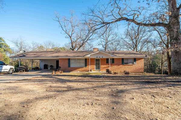 3.5 Acres of Improved Mixed-Use Land for Sale in Hot Springs, Arkansas