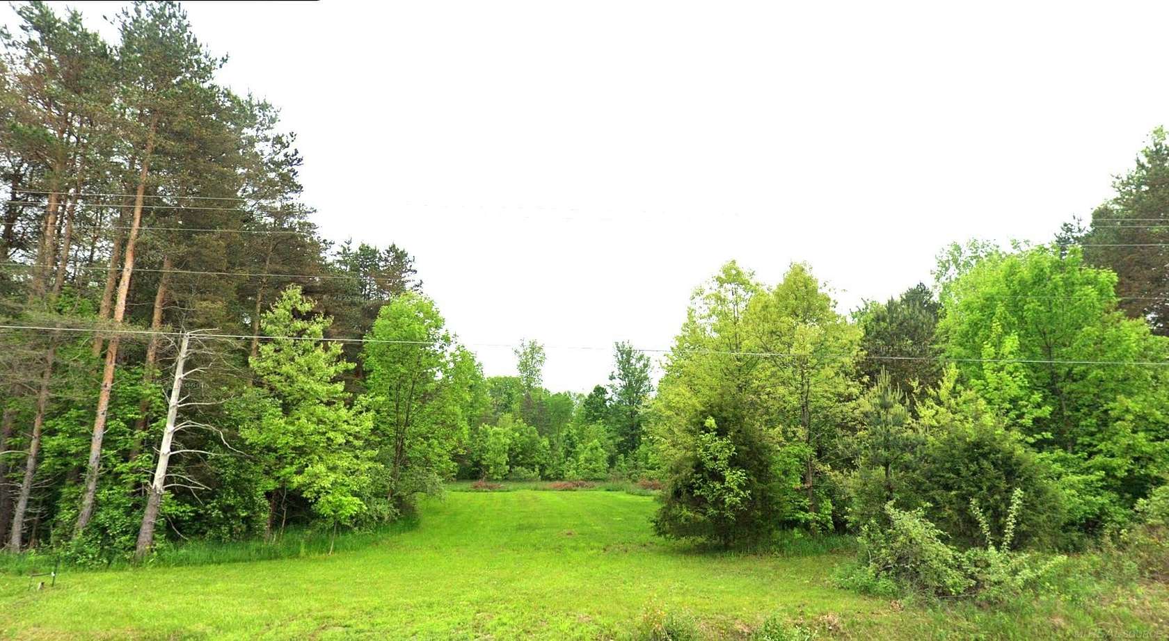 2.14 Acres of Residential Land for Sale in Flushing, Michigan