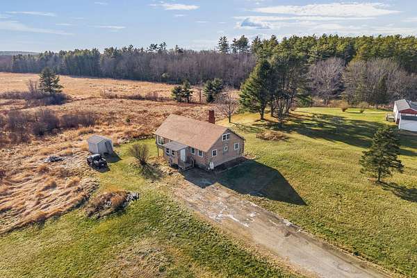 7.86 Acres of Residential Land with Home for Sale in Waldoboro, Maine
