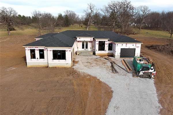 6.6 Acres of Residential Land with Home for Sale in Lee's Summit, Missouri