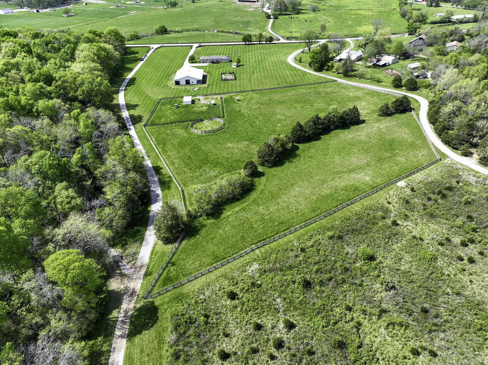 10 Acres of Land with Home for Sale in College Grove, Tennessee