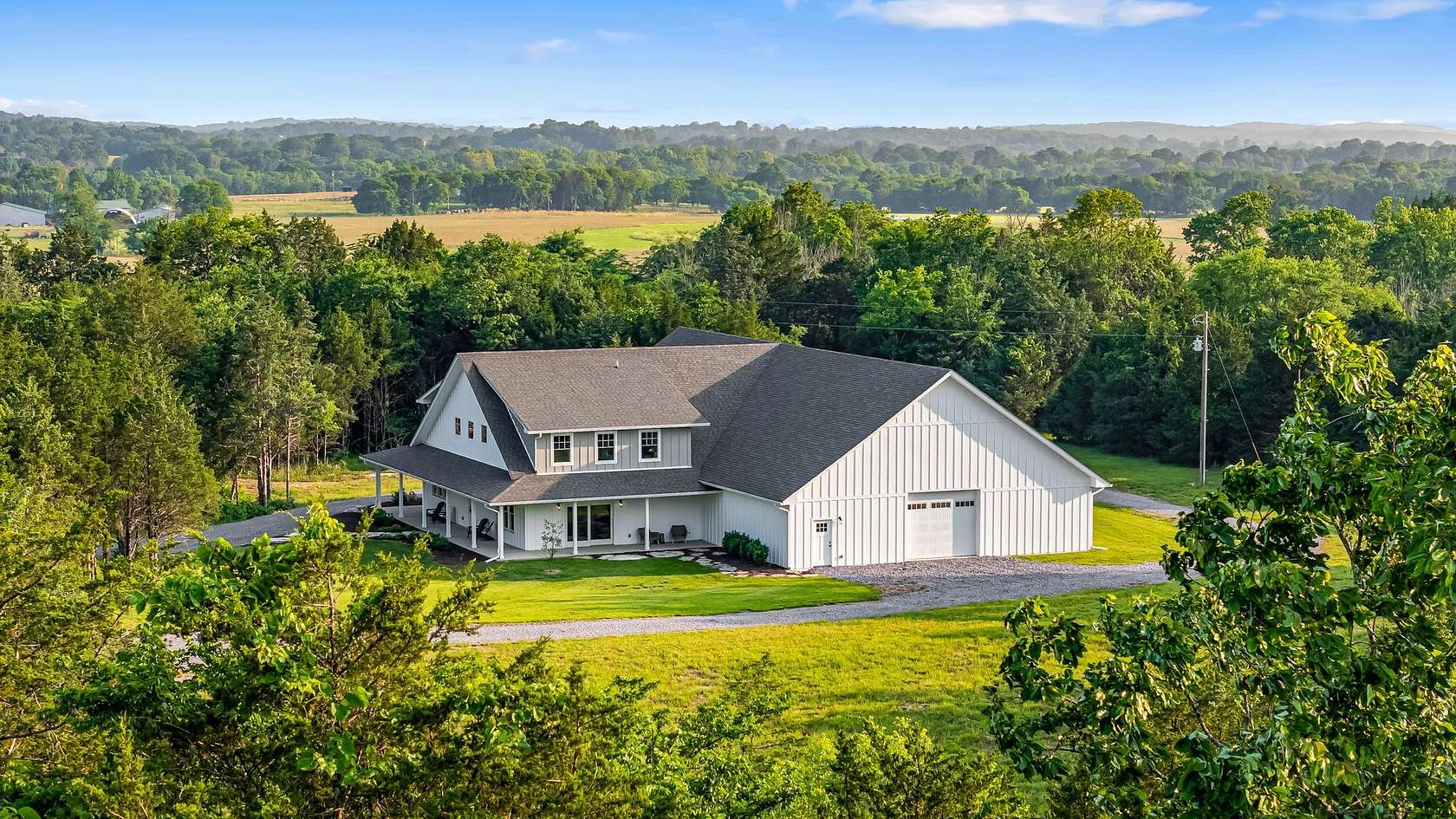 15 Acres of Land with Home for Sale in Milton, Tennessee