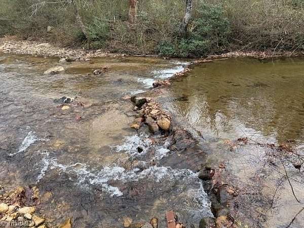 2.19 Acres of Residential Land for Sale in Purlear, North Carolina