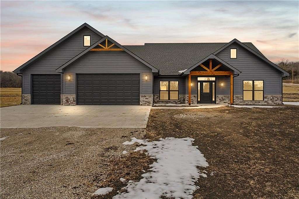 5.5 Acres of Residential Land with Home for Sale in Holden, Missouri