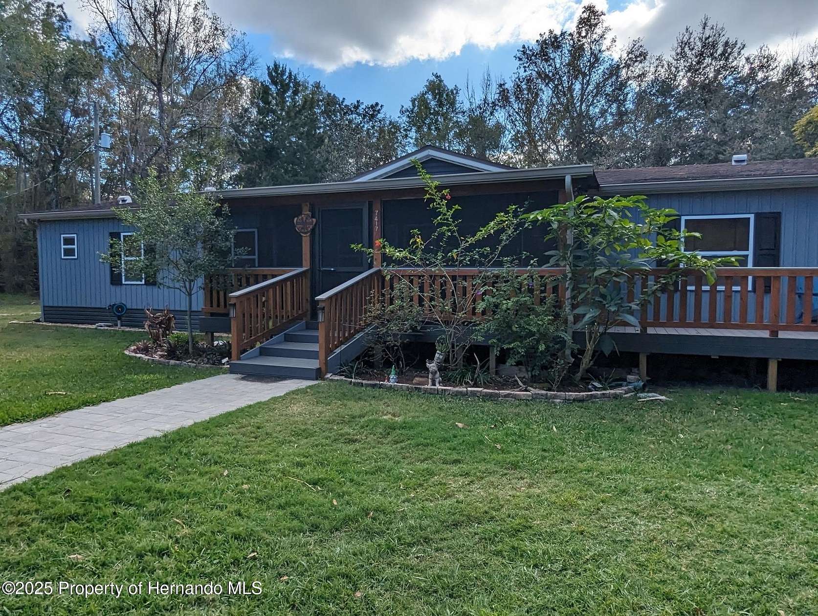 6 Acres of Residential Land with Home for Sale in Brooksville, Florida