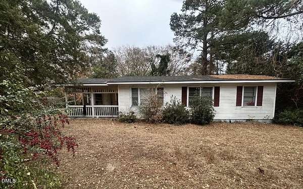 2.5 Acres of Residential Land with Home for Sale in Fayetteville, North Carolina