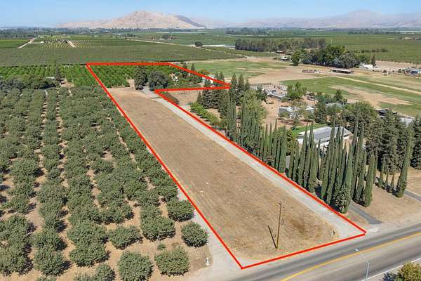 6.56 Acres of Land with Home for Sale in Reedley, California